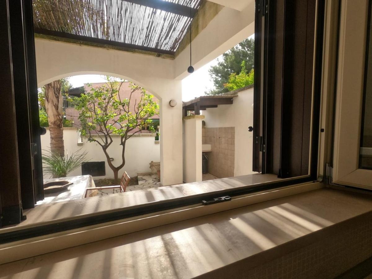 Odegos Mono & Trilo Bed & Breakfast Torre dell'Orso Exterior photo